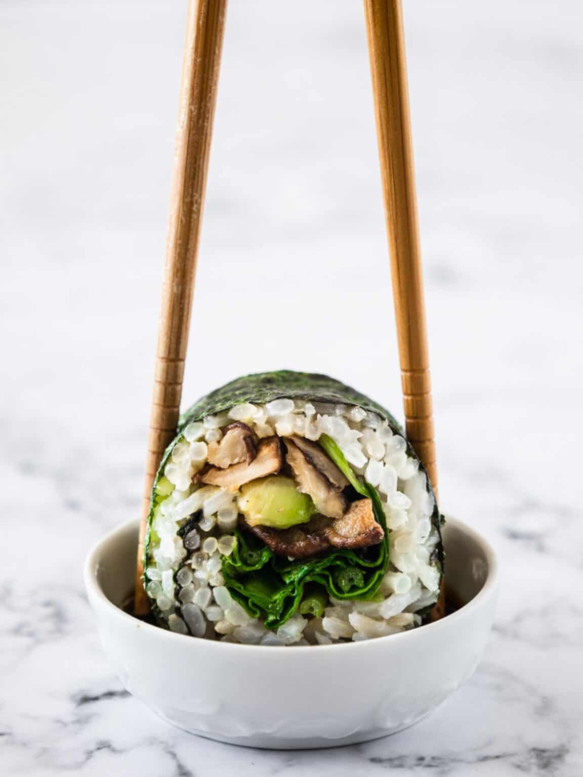 The BEST Shiitake Mushroom Sushi Roll (Fishless, Vegetarian, Vegan